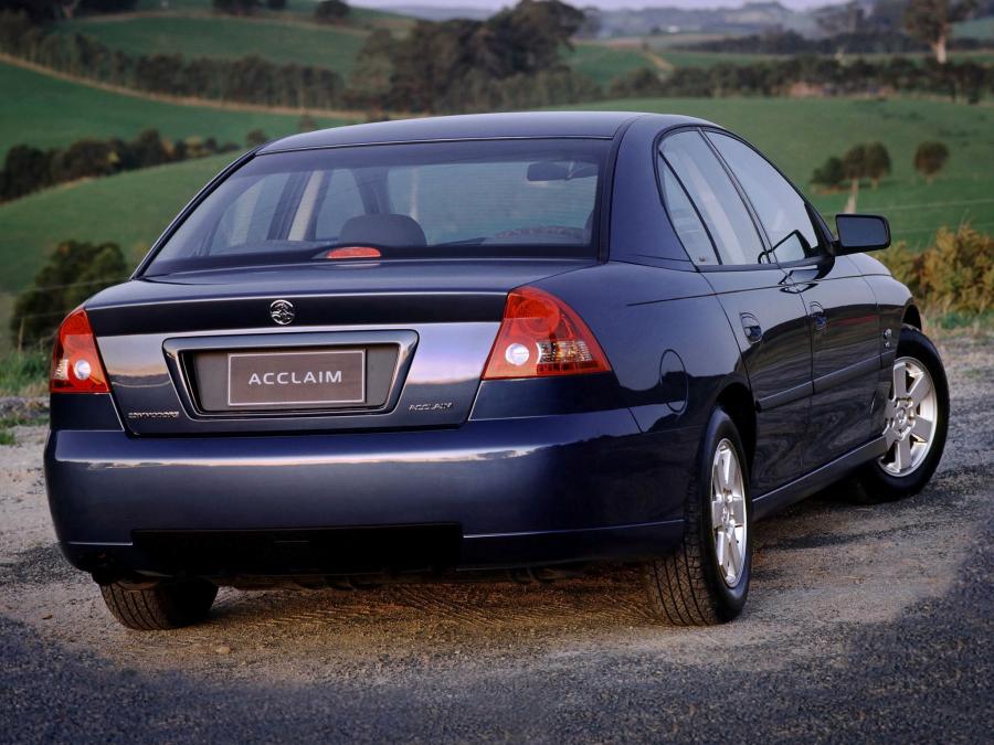  Holden Commodore Acclaim 2002 года  (фото 2 из 6)